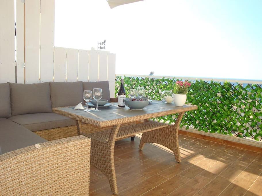 شقة Centre Penthouse With Seaview كاندية المظهر الخارجي الصورة